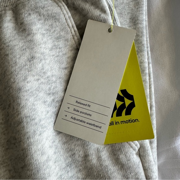 All In Motion NWT Women's XXL Gray Side Pocket Drawstring Taper Leg Sweatpants - Picture 10 of 10